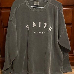 Sweatshirt